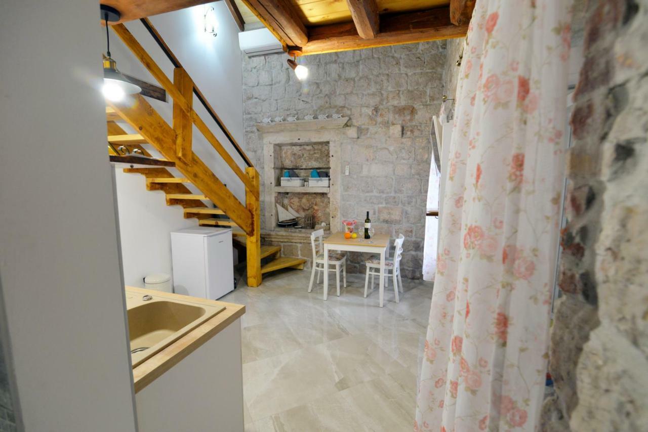 Apartment D&n